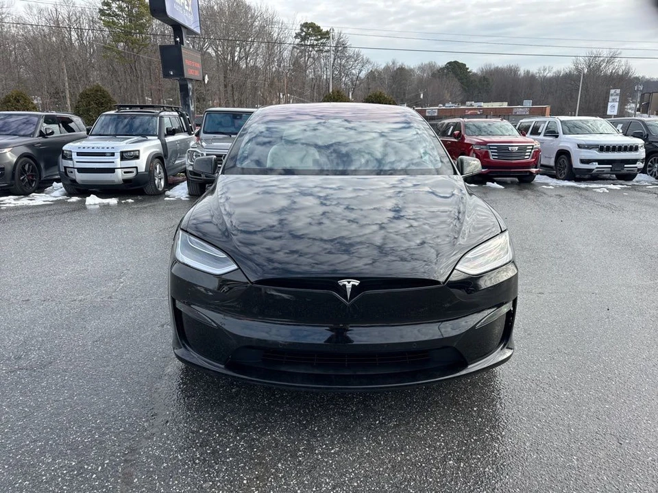 2022 Tesla Model X - Image 8 of 12