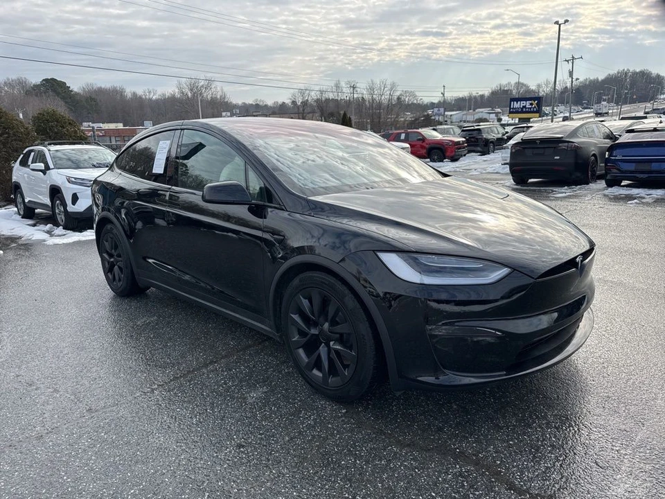 2022 Tesla Model X - Image 7 of 12