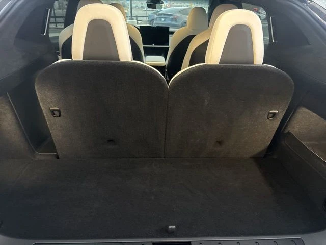 2022 Tesla Model X - Image 19 of 21