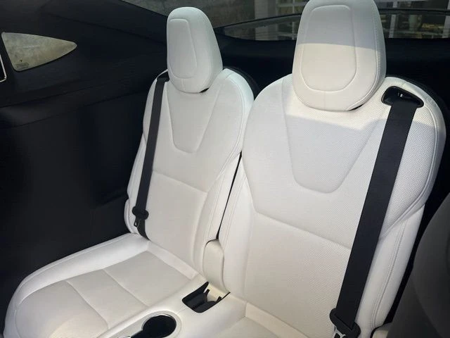 2022 Tesla Model X - Image 18 of 21