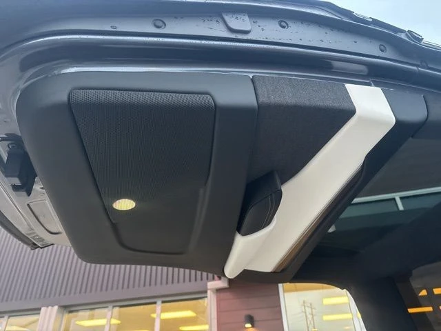 2022 Tesla Model X - Image 21 of 21