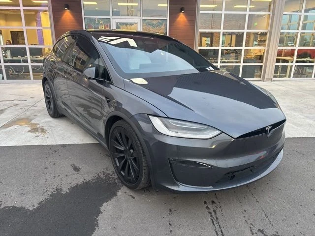 2022 Tesla Model X - Image 2 of 21
