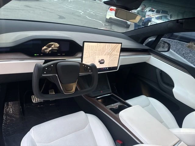 2022 Tesla Model X - Image 13 of 21