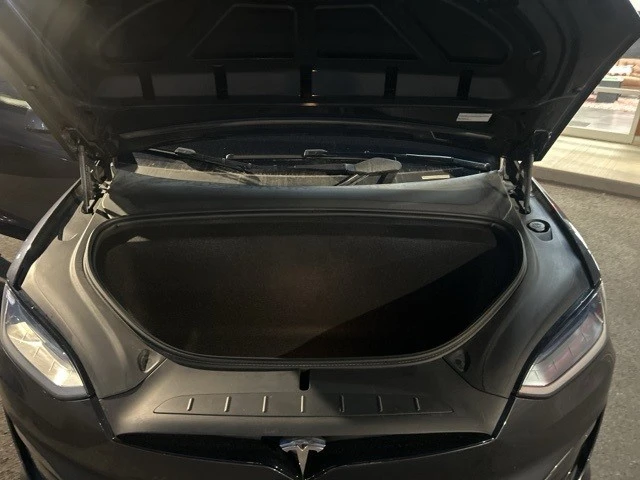 2022 Tesla Model X - Image 20 of 21