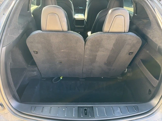 2022 Tesla Model X - Image 18 of 21