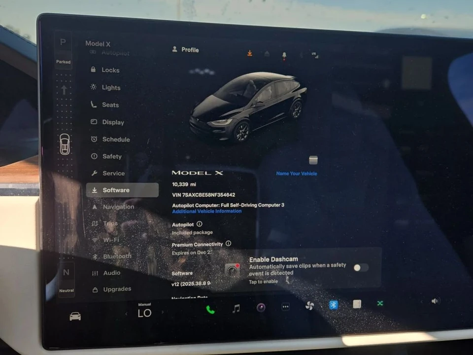 2022 Tesla Model X - Image 5 of 7