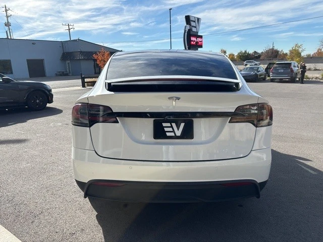 2022 Tesla Model X - Image 7 of 21