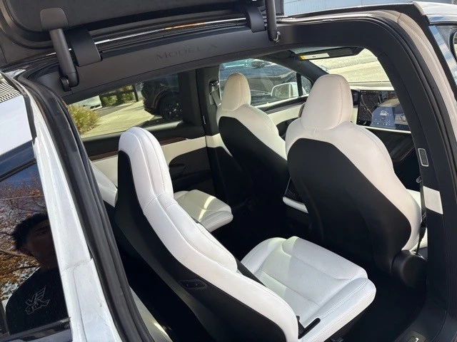 2022 Tesla Model X - Image 21 of 21