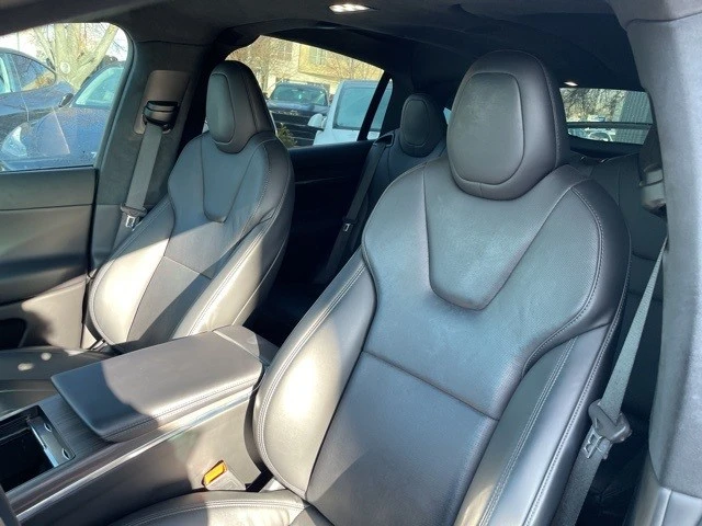 2022 Tesla Model X - Image 13 of 21