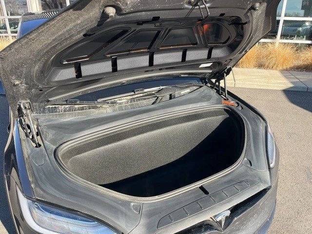 2022 Tesla Model X - Image 21 of 21
