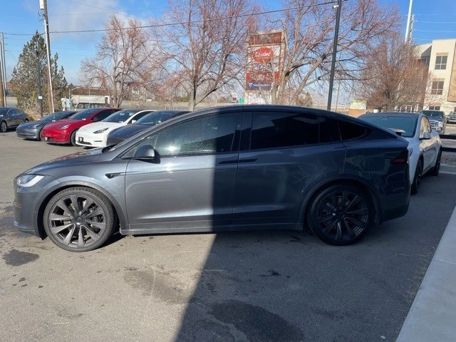 2022 Tesla Model X - Image 6 of 21