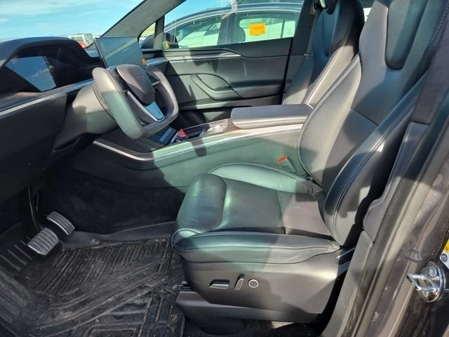 2022 Tesla Model X - Image 6 of 7