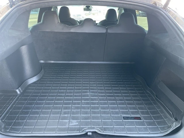 2022 Tesla Model X - Image 18 of 21