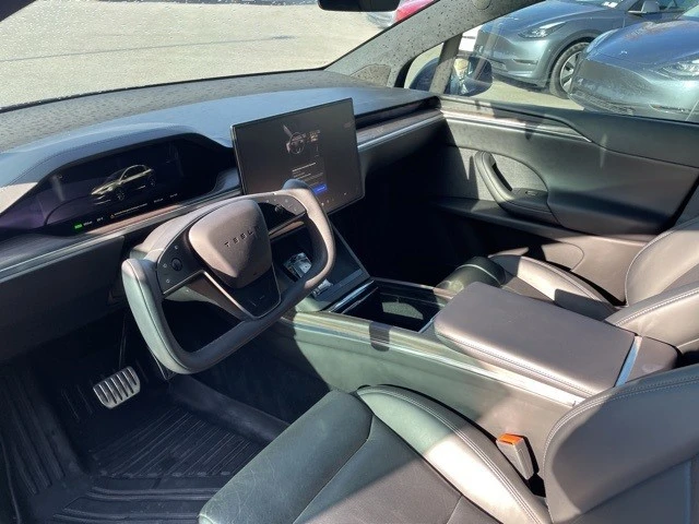 2022 Tesla Model X - Image 12 of 21
