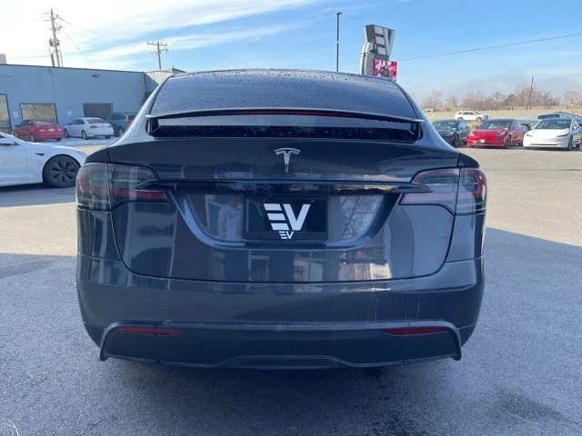 2022 Tesla Model X - Image 8 of 21