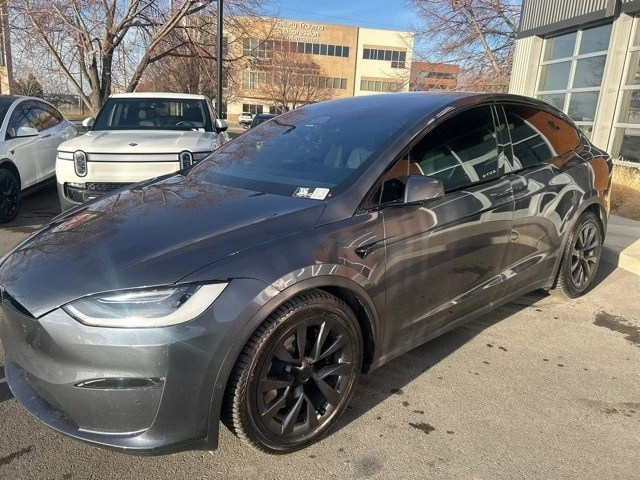 2022 Tesla Model X - Image 4 of 21