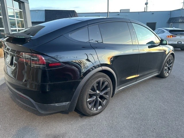 2022 Tesla Model X - Image 8 of 21