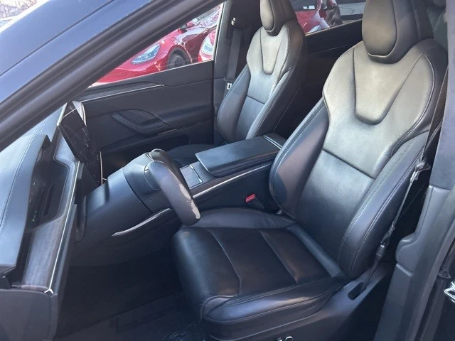 2022 Tesla Model X - Image 13 of 21