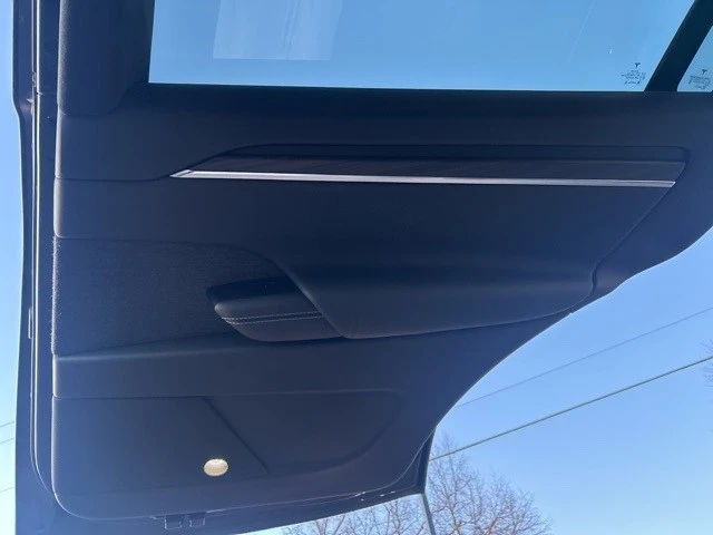 2022 Tesla Model X - Image 20 of 21