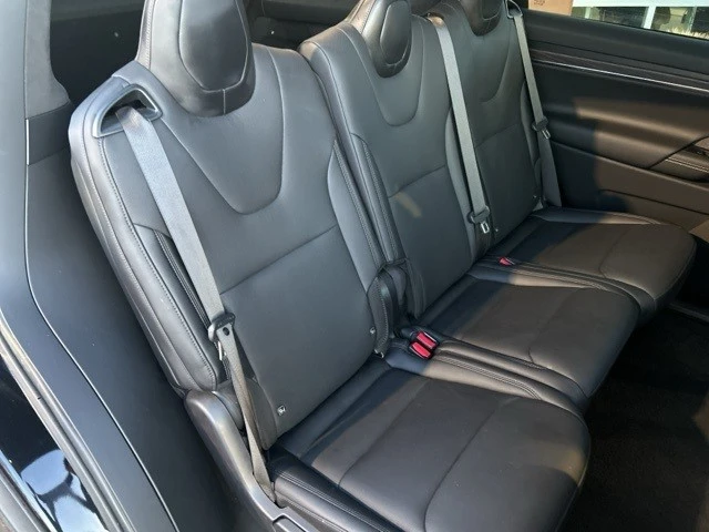 2022 Tesla Model X - Image 19 of 21