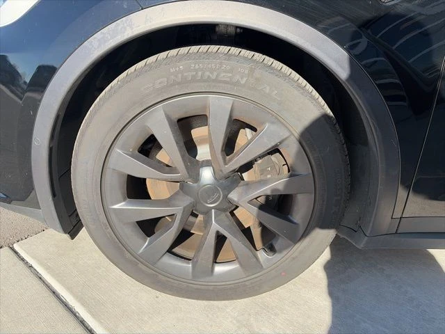 2022 Tesla Model X - Image 8 of 21
