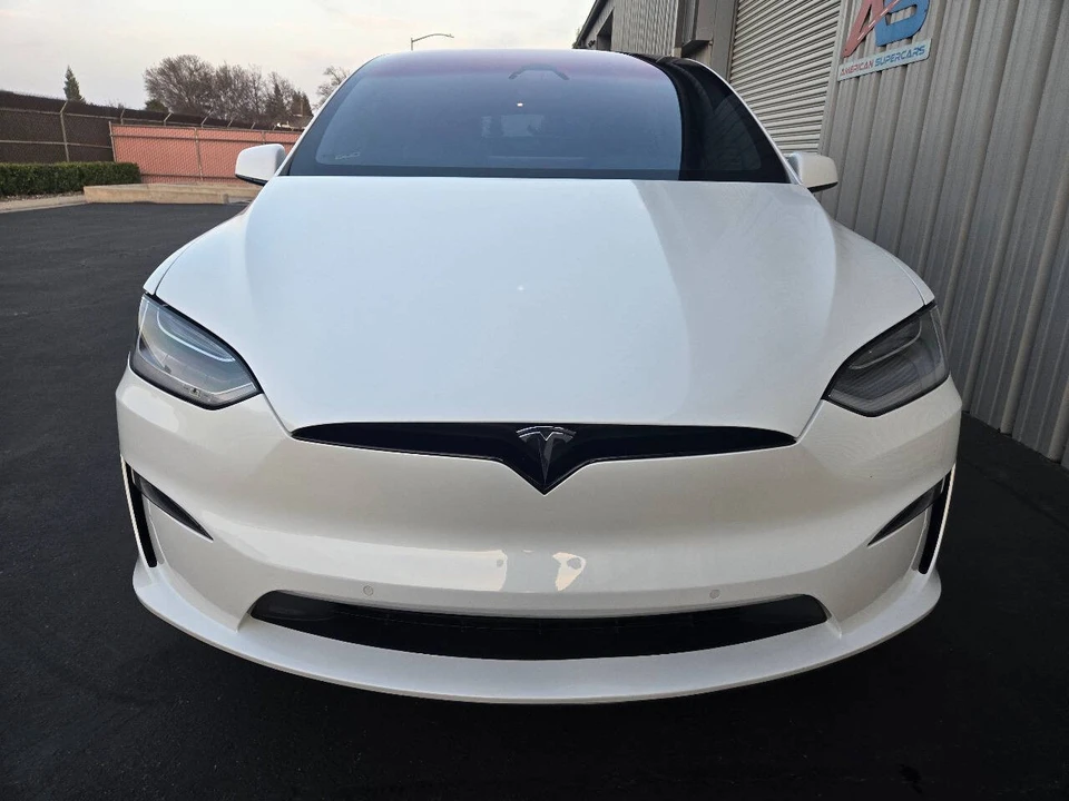 2022 Tesla Model X - Image 13 of 21