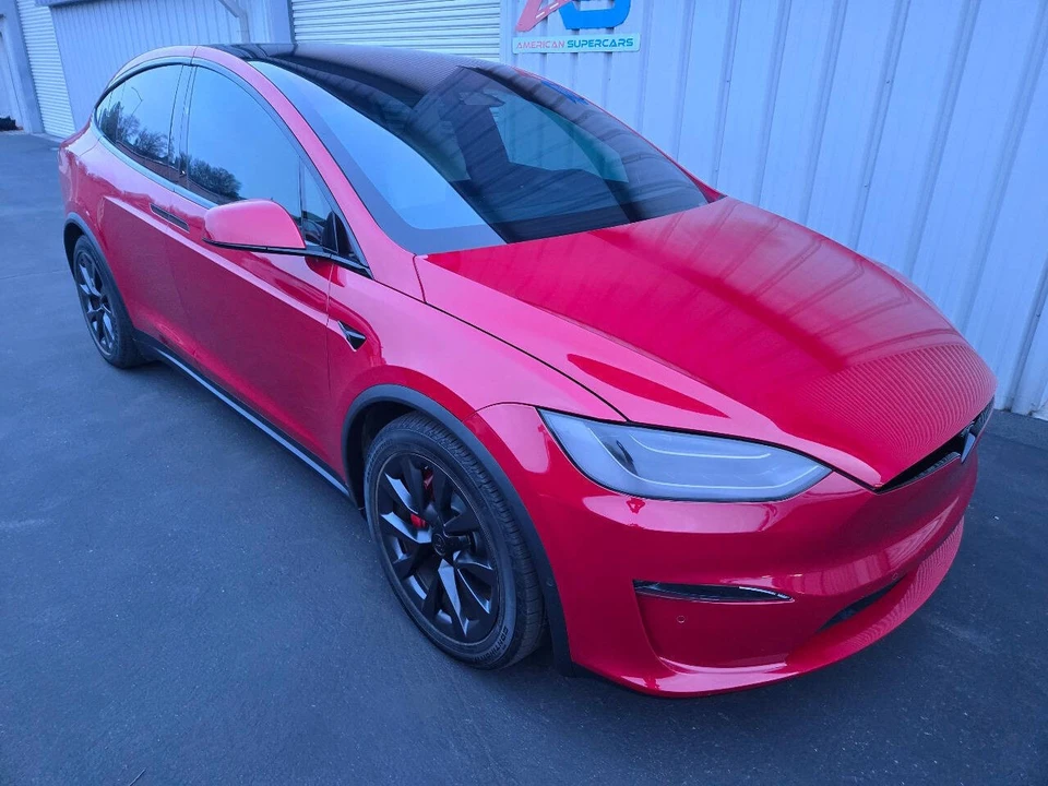 2022 Tesla Model X - Image 13 of 21
