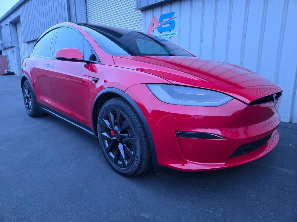 2022 Tesla Model X - Image 14 of 21