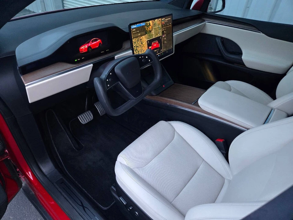 2022 Tesla Model X - Image 21 of 21