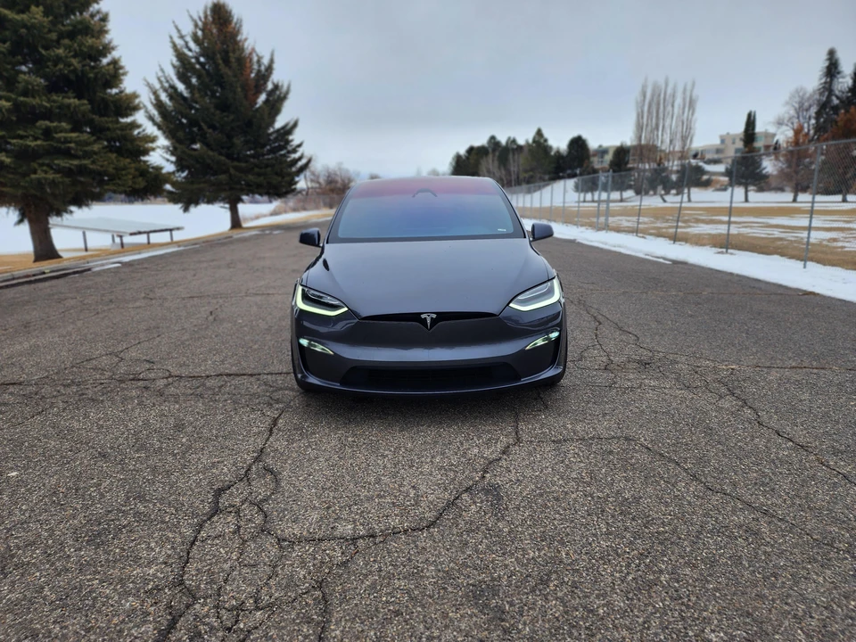 2022 Tesla Model X - Image 6 of 31