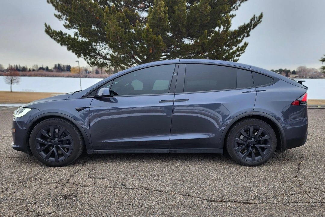 2022 Tesla Model X - Image 3 of 31