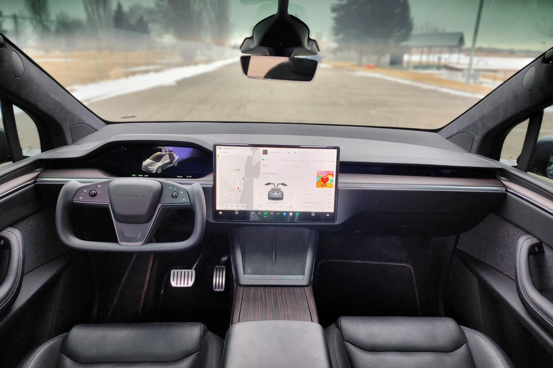 2022 Tesla Model X - Image 24 of 31
