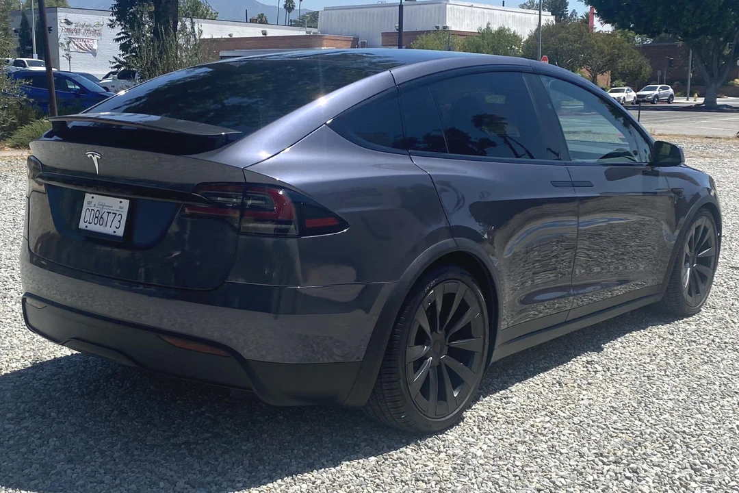 2022 Tesla Model X - Image 4 of 31