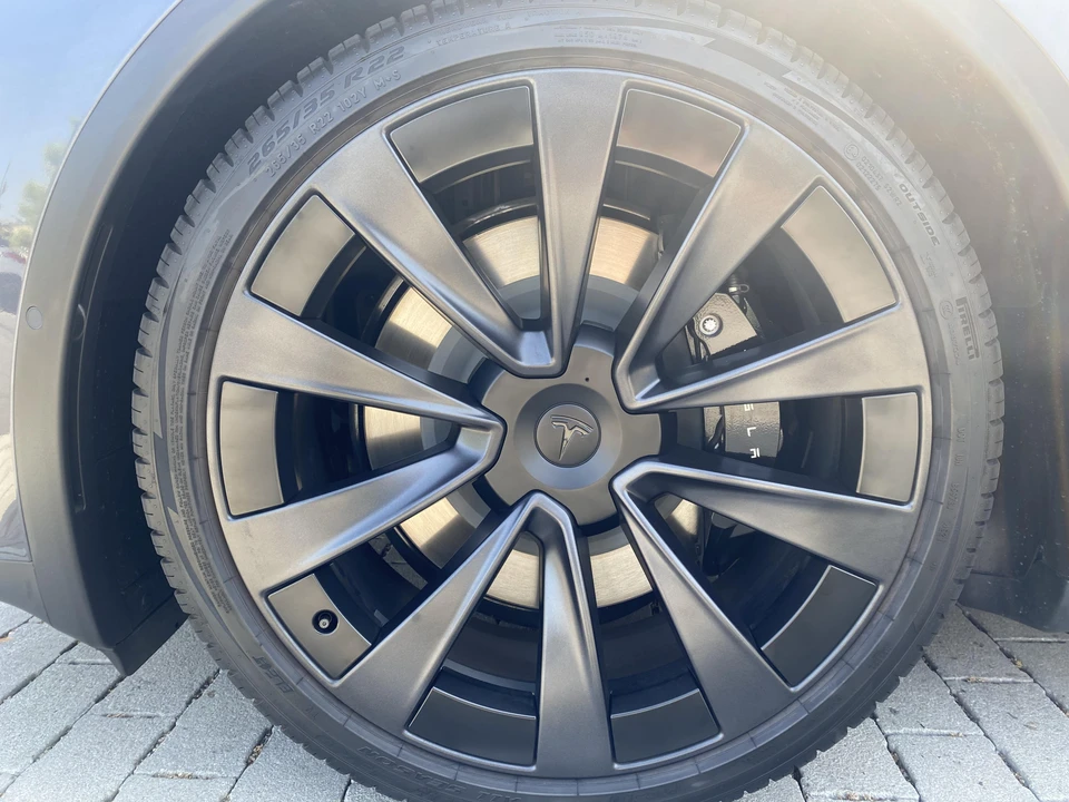 2022 Tesla Model X - Image 27 of 31
