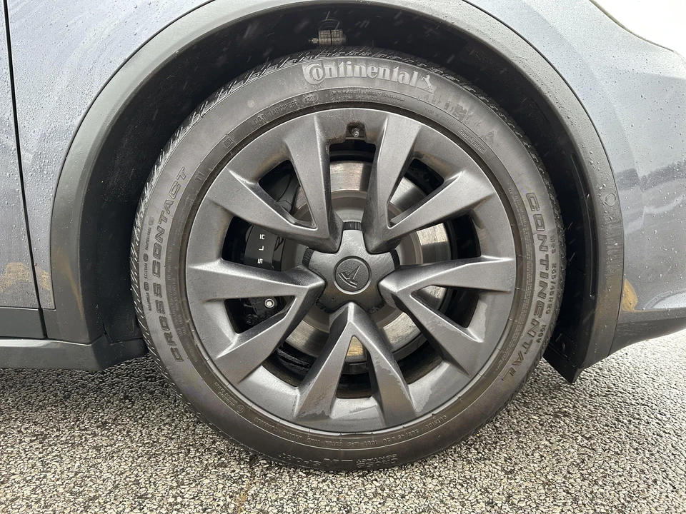 2022 Tesla Model X - Image 24 of 31