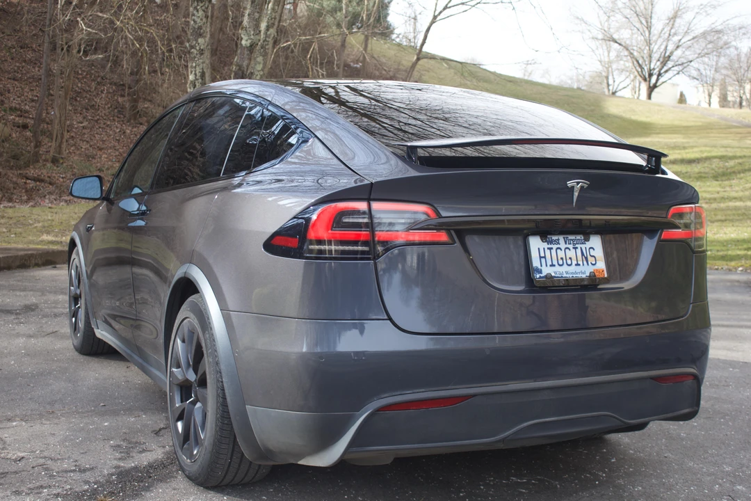 2022 Tesla Model X - Image 13 of 31