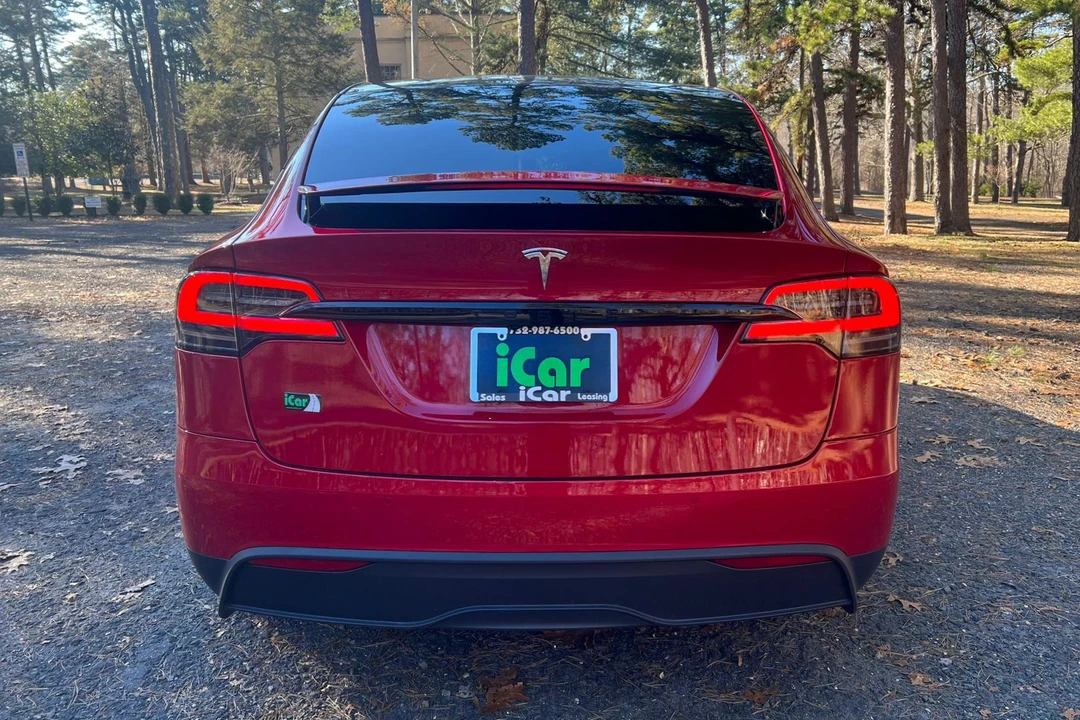 2022 Tesla Model X - Image 5 of 5