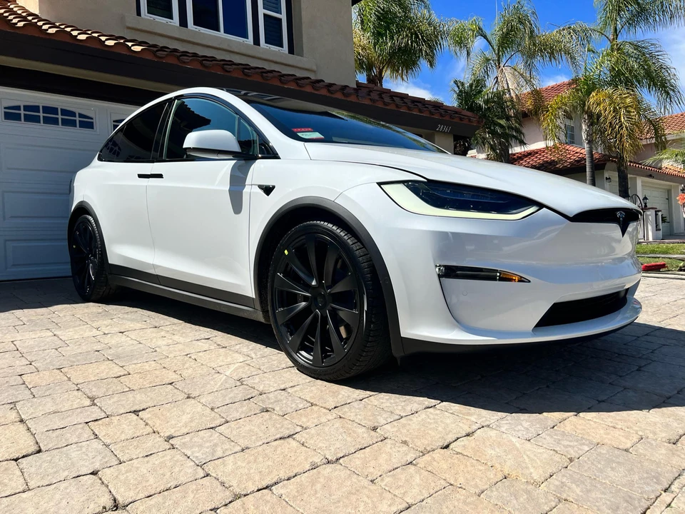 2022 Tesla Model X - Image 20 of 31