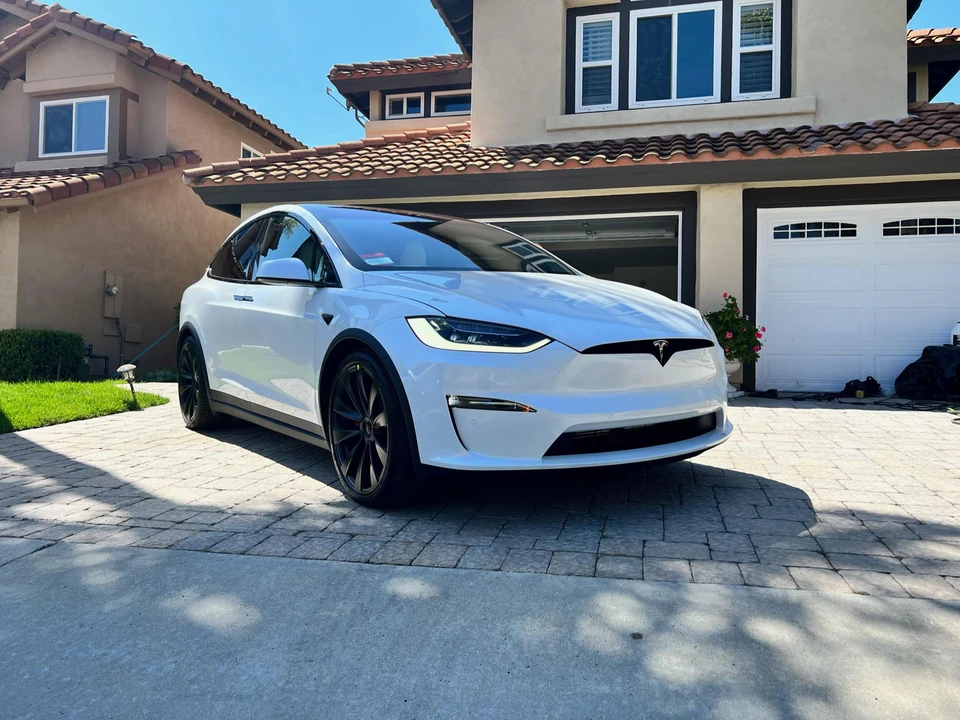 2022 Tesla Model X - Image 22 of 31