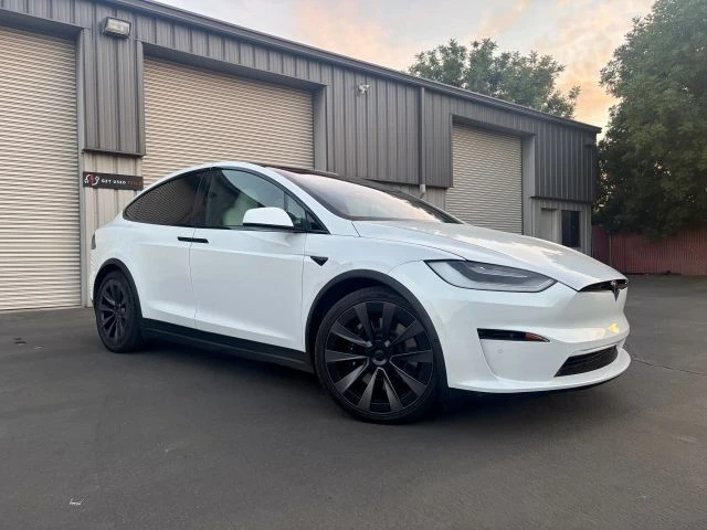 2022 Tesla Model X - Image 3 of 15