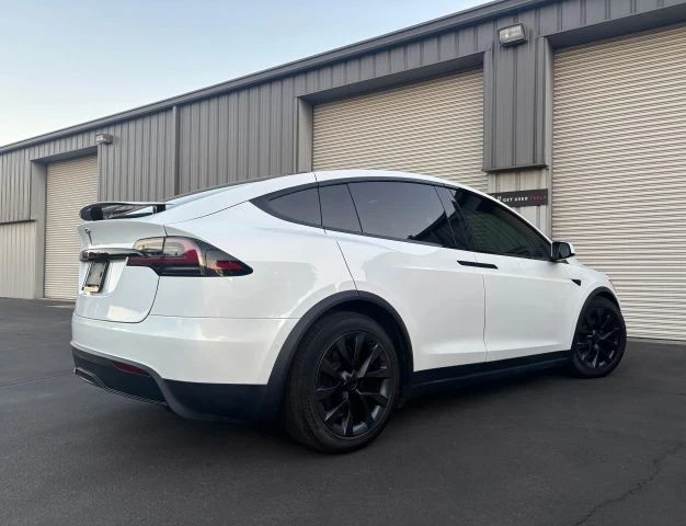 2022 Tesla Model X - Image 8 of 15