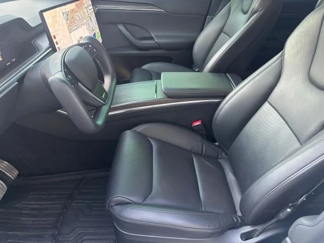 2022 Tesla Model X - Image 10 of 15