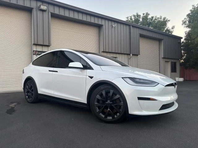 2022 Tesla Model X - Image 2 of 15