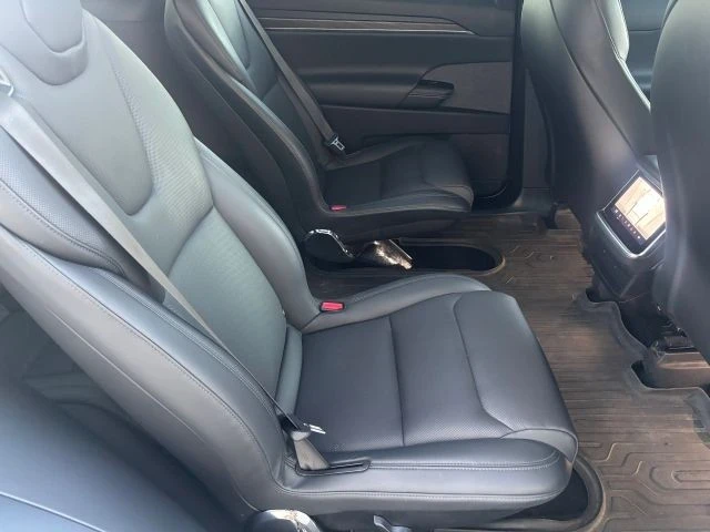 2022 Tesla Model X - Image 13 of 15