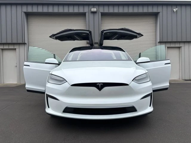 2022 Tesla Model X - Image 6 of 15