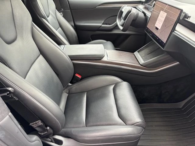2022 Tesla Model X - Image 12 of 15