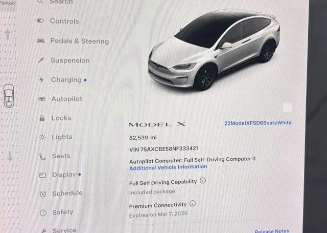 2022 Tesla Model X - Image 10 of 15