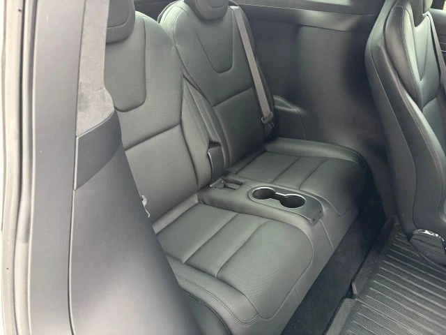 2022 Tesla Model X - Image 15 of 15