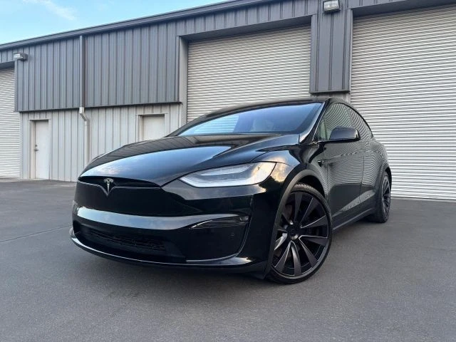 2022 Tesla Model X - Image 4 of 15