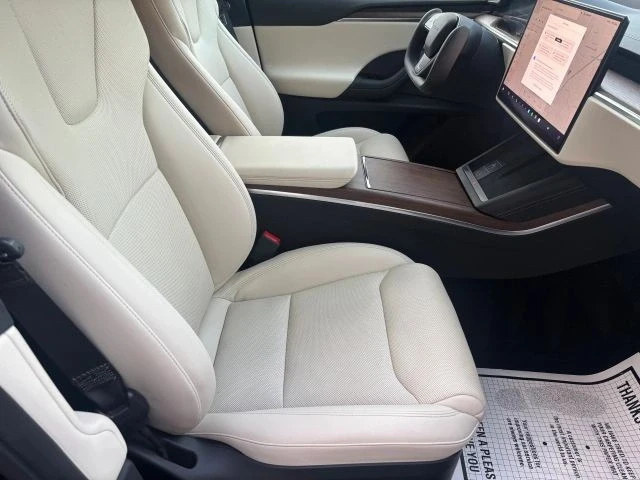 2022 Tesla Model X - Image 12 of 15
